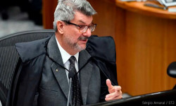 STJ condena ministro Marco Buzzi a perda de cargo por crimes sexuais