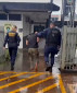 Procurado pela polícia, "Lacraia" é preso após cair de telhado em Dourados