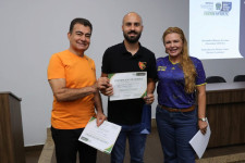 Prefeitura realiza capacitação e Marçal homenageia os profissionais de Educação Física