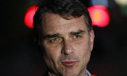 PF aponta cobranças de Flávio Bolsonaro a Vorcaro por filme Dark Horse