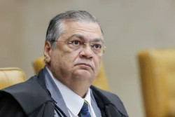 Dino cita descumprimento de normas e sugere julgamento conjunto dia 23