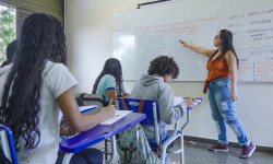 Número de professores jovens cai 31% em dez anos, aponta pesquisa