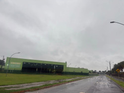 Em alerta laranja para tempestade, dia será chuvoso e máxima de 24ºC em Dourados
