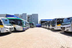 Prefeitura atende 4 mil alunos e percorre 16 mil km por dia com transporte escolar rural