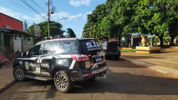 Operação em Dourados leva pelo menos 19  pessoas para delegacia (Imagem: Adilson Domingos)