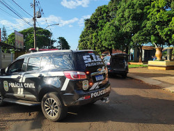 Operação em Dourados leva pelo menos 19  pessoas para delegacia (Imagem: Adilson Domingos)