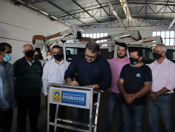 Prefeitura assina a ordem de serviço para reestruturar iluminação pública