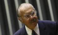 Ex-presidente José Sarney segue internado em hospital de São Paulo