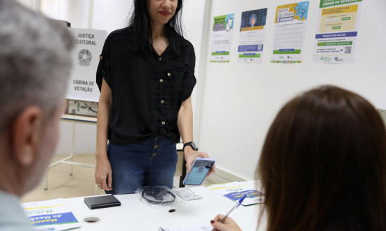 Saiba quais documentos são aceitos para votar neste domingo