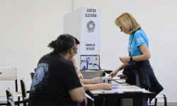Cerca de 158,7 milhões de eleitores vão às urnas em todo o país