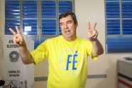 Riedel é reeleito no 1º turno com 736,7 mil votos; Fábio Trad fica em 2º lugar