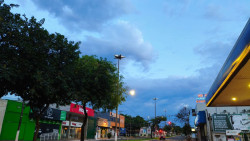 Dia de céu nublado, com previsão de chuva e máxima de 38ºC em Dourados