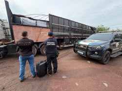 Receita e Polícia Federal apreendem 17 toneladas de insumo químico utilizado na produção de cocaína