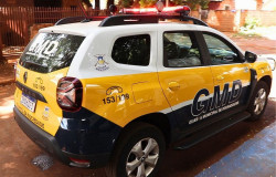Alarme dispara e homem é encontrado escondido em barracão após tentativa de furto