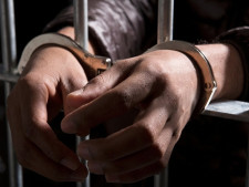 Homem que matou mulher na frente dos filhos é condenado a 45 anos de prisão