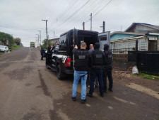 Polícia cumpre mandados contra grupo que praticava fraudes eletrônicas em MS