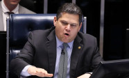 Alcolumbre vai promulgar fim da escala 6x1 nesta sexta-feira