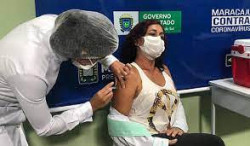 “Dia D” de vacinação contra covid acontece na escola Presidente Vargas