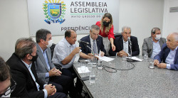 Governo atende Zé Teixeira e encaminha remissão do IPVA e taxas para motos