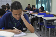 Estudantes de MS terão aulão gratuito de Redação e Biologia com foco no Enem