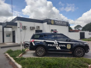 Homem de motocicleta mata dono de sucata a tiros em Naviraí