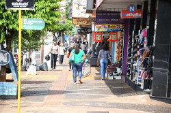 Confira o que abre e fecha neste feriado de Natal