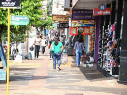 Confira o que abre e fecha neste feriado de Natal