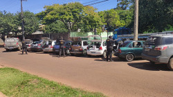 DOF apreende pneus e cigarros contrabandeados do Paraguai