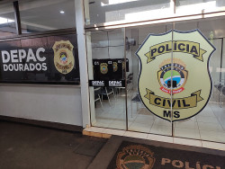 Por ciúmes, homem raspa cabelo da companheira em Dourados