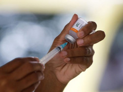 Vacinação contra covid-19 continua nesta quarta-feira em Dourados