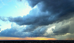 Terça-feira é outro dia de calor intenso em MS e máxima deve chegar aos 40