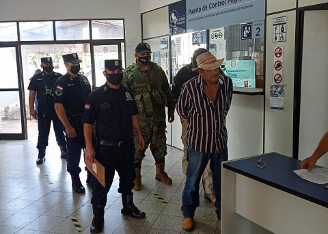 Brasileiro preso e expulso do Paraguai (Imagem: Divulgação)