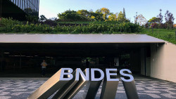 BNDES diz trabalhar com cenário de que crise vai se estabilizar em poucos meses