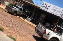 Homem é perseguido por matadores e assassinado a tiros em autopeça