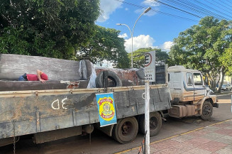 Carreta carregada com 3,1 toneladas de maconha em Ponta Porã (Imagem: Assessoria/ PRF)