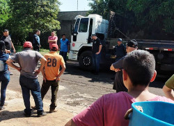 Homem é morto com 15 tiros de pistola dentro de caminhão na fronteira