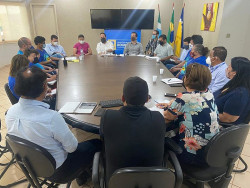 Equipe de Alan Guedes começa a discutir reposição salarial com servidores