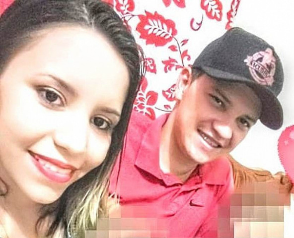 Mayra ao lado do marido, assassinado na madrugada desta segunda-feira (Imagem: Reprodução)