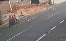 Momento do atropelamento (Imagem: Reprodução)