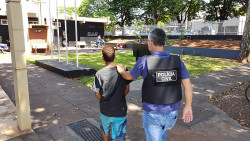 Bruninho foi preso pelos policias do Segundo Distrito Policial (Imagem: Adilson Domingos)