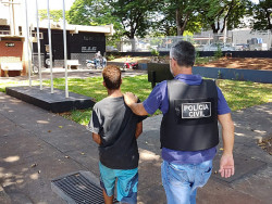Bruninho foi preso pelos policias do Segundo Distrito Policial (Imagem: Adilson Domingos)