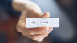 Anvisa aprova registro de dois novos autotestes de Covid-19