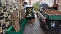 DOF encontra pasta-base escondida em mesa de sinuca e prende dois