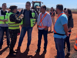 Alan Guedes visita aeroporto, previsto para ser reinaugurado em novembro