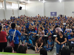 Professores rejeitam proposta da prefeitura e greve chega hoje ao 5º dia