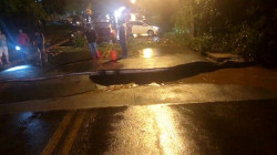 Asfalto desmorona no Laranja Doce e interdita totalmente a Hayel Bon Faker