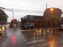 Polícia flagra furto de energia em espetaria badalada de Dourados