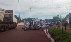 Professores e administrativos entram na quarta semana de greve (Imagem: WhatsApp)