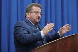 Laudir Munaretto solicita melhorias para quatro regiões de Dourados