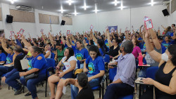 Professores durante assembleia no Simted (Imagem: WhatsApp)